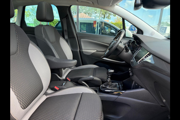 Opel Crossland X 1.2 Turbo 130pk Innovation - Navi - Panoramadak - Camera - Org.NL Opel Crossland X 1.2 Turbo 130pk Innovation - Navi - Panoramadak - Camera - Org.NL