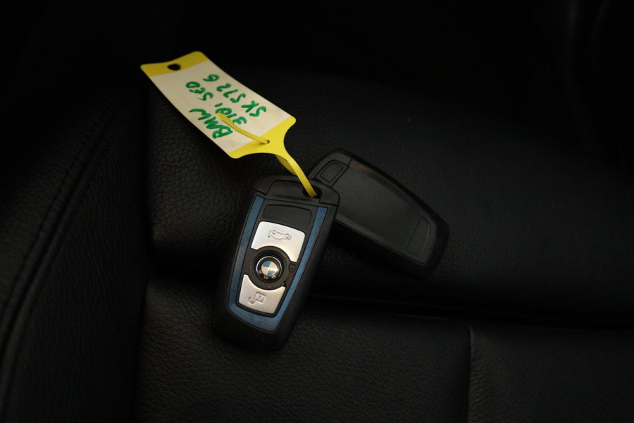 BMW 3 Serie 318i Edition M Sport Shadow Executive (STOELVERWARMING, DIGITALE COCKPIT, NAVIGATIE, LEER, DEALER ONDERHOUDEN)