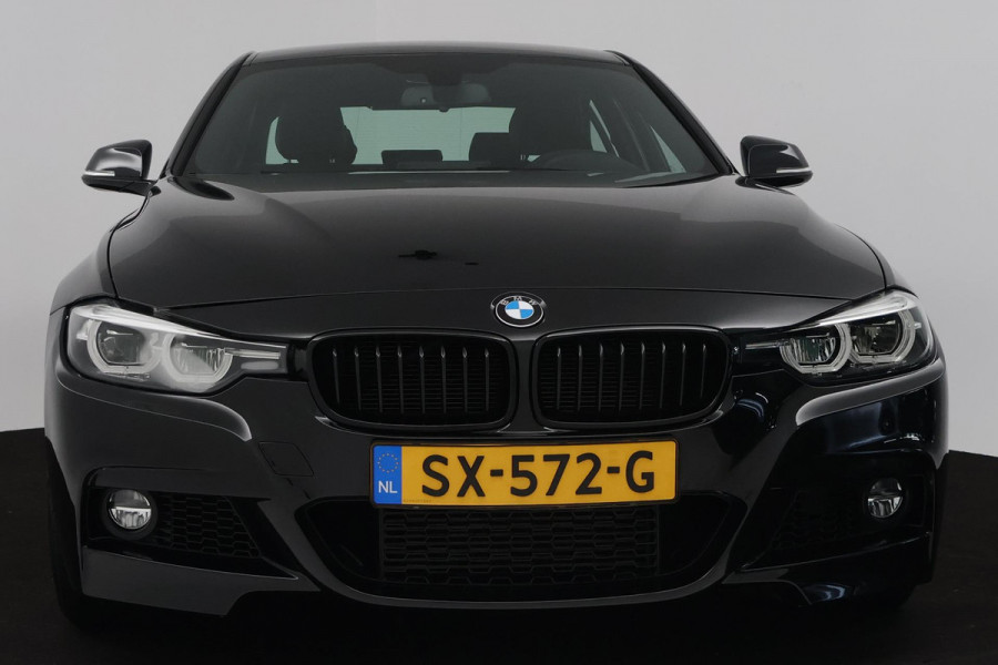BMW 3 Serie 318i Edition M Sport Shadow Executive (STOELVERWARMING, DIGITALE COCKPIT, NAVIGATIE, LEER, DEALER ONDERHOUDEN)