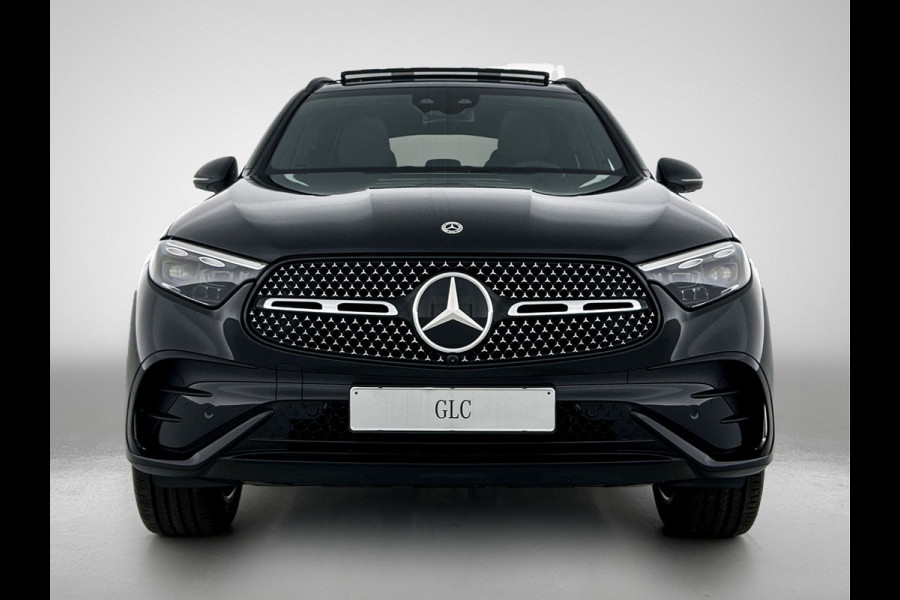 Mercedes-Benz GLC 300e 4MATIC Sport Edition | Premium pakket | Trekhaak | Rijassistentiepakket Plus | Winter pakket | Nightpakket | 	Smartphone-integratie | Parkeerpakket met 360°-camera | DIGITAL LIGHT | KEYLESS GO-comfortpakket |