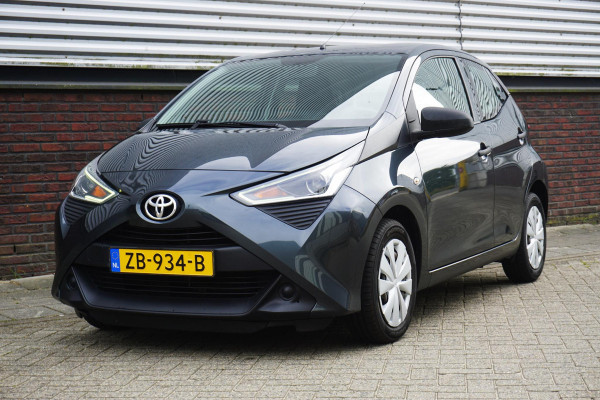 Toyota Aygo 1.0 VVT-i x-fun/1e Eigenaar/Goed onderhouden/LED/ Rijklaarprijs.