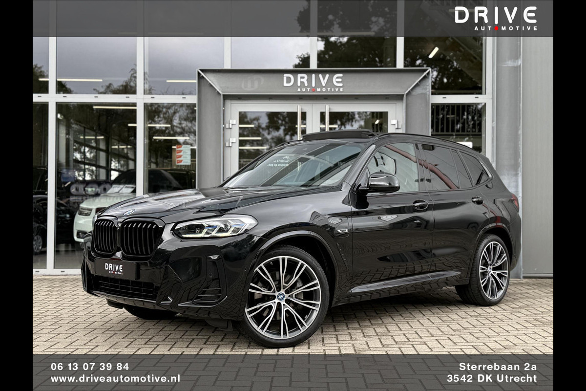 BMW X3 xDrive30e High Executive M-Sport Plus|SOH98%|Pano|Laser|21"|HUD|Trekhaak