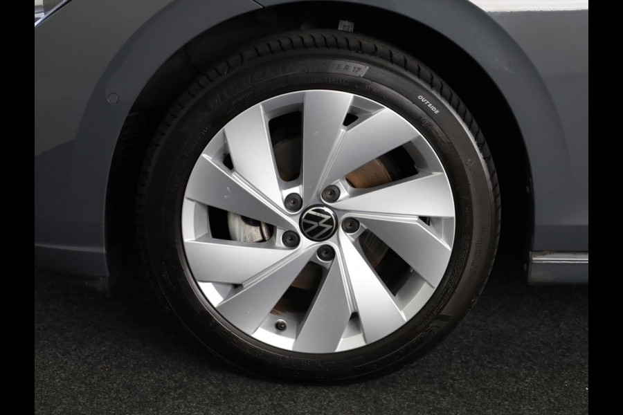 Volkswagen Golf 1.5 eTSI Style 150 pk Automaat (DSG) | Navigatie via App | Parkeersensoren (Park assist) | Achteruitrijcamera | Adaptieve cruise control | Keyless | Stoelverwarming |