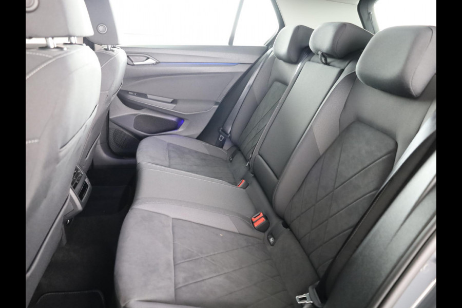 Volkswagen Golf 1.5 eTSI Style 150 pk Automaat (DSG) | Navigatie via App | Parkeersensoren (Park assist) | Achteruitrijcamera | Adaptieve cruise control | Keyless | Stoelverwarming |