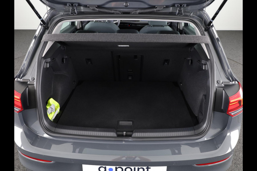 Volkswagen Golf 1.5 eTSI Style 150 pk Automaat (DSG) | Navigatie via App | Parkeersensoren (Park assist) | Achteruitrijcamera | Adaptieve cruise control | Keyless | Stoelverwarming |