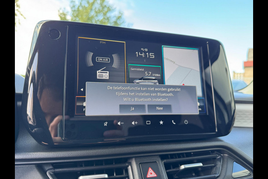 Suzuki Swift 1.2 Style Smart Hybrid NIEUWSTE MODEL / LED / CARPLAY / PDC / ACC / PARELMOER / CAMERA / WARNING SPOTS / LANE ASSIST