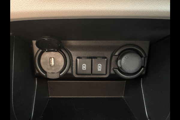 Suzuki Swift 1.2 Style Smart Hybrid NIEUWSTE MODEL / LED / CARPLAY / PDC / ACC / PARELMOER / CAMERA / WARNING SPOTS / LANE ASSIST