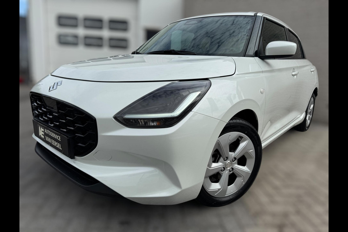 Suzuki Swift 1.2 Style Smart Hybrid NIEUWSTE MODEL / LED / CARPLAY / PDC / ACC / PARELMOER / CAMERA / WARNING SPOTS / LANE ASSIST
