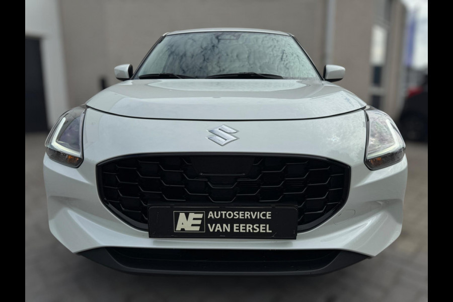 Suzuki Swift 1.2 Style Smart Hybrid NIEUWSTE MODEL / LED / CARPLAY / PDC / ACC / PARELMOER / CAMERA / WARNING SPOTS / LANE ASSIST