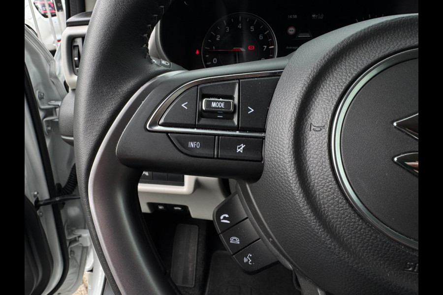 Suzuki Swift 1.2 Style Smart Hybrid NIEUWSTE MODEL / LED / CARPLAY / PDC / ACC / PARELMOER / CAMERA / WARNING SPOTS / LANE ASSIST
