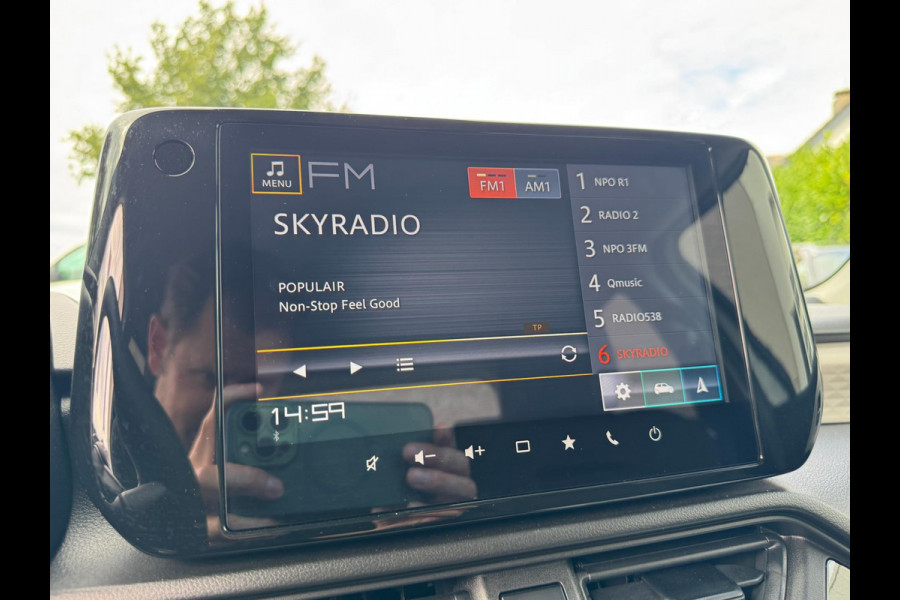 Suzuki Swift 1.2 Style Smart Hybrid NIEUWSTE MODEL / LED / CARPLAY / PDC / ACC / PARELMOER / CAMERA / WARNING SPOTS / LANE ASSIST