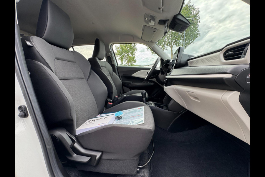 Suzuki Swift 1.2 Style Smart Hybrid NIEUWSTE MODEL / LED / CARPLAY / PDC / ACC / PARELMOER / CAMERA / WARNING SPOTS / LANE ASSIST