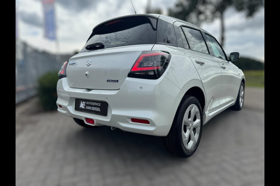 Suzuki Swift 1.2 Style Smart Hybrid NIEUWSTE MODEL / LED / CARPLAY / PDC / ACC / PARELMOER / CAMERA / WARNING SPOTS / LANE ASSIST