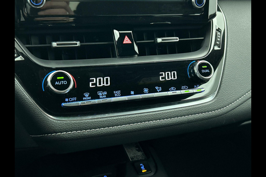 Toyota Corolla 1.8 Hybrid Business Plus Airco ECC Navi Carplay PDC VA+ CAmera Full LED 17" Trekhaak Org. Nederlandse Auto Super km stand!