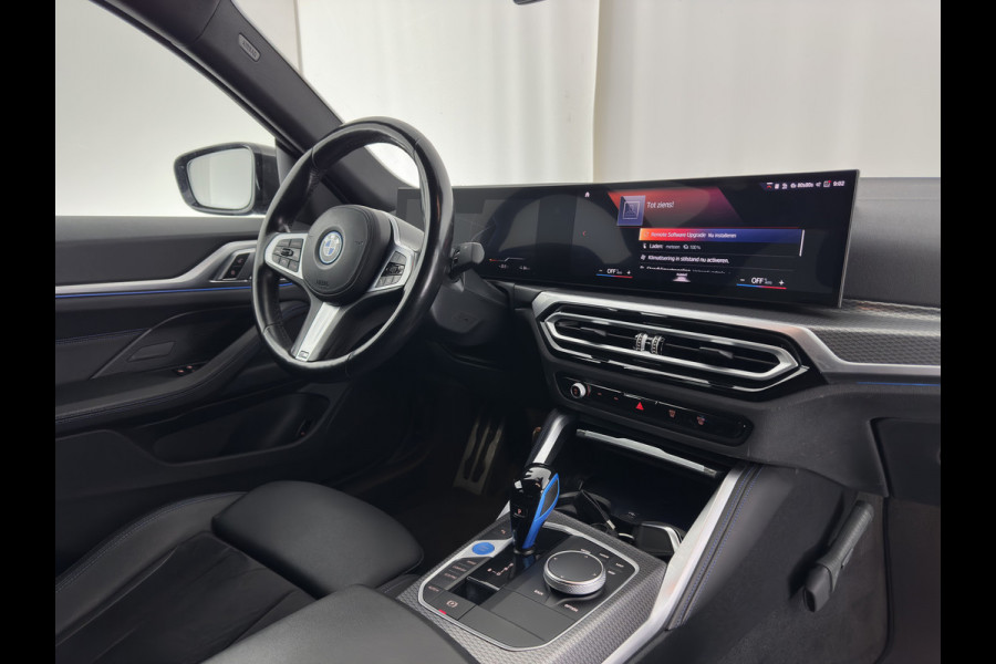BMW i4 eDrive40 84 kWh M-Sportpack [ 3-Fase ] { SOH-95%} (INCL-BTW) *LEATHER-ALCANTARA | FULL-LED | ADAPTIVE-CRUISE | WIDE-SCREEN-DIGI-COCKPIT | DAB+ | CAMERA | AMBIENT-LIGHT | CARPLAY | SPORT-SEATS | PRIVACY-GLASS | TOWBAR | 18''ALU*