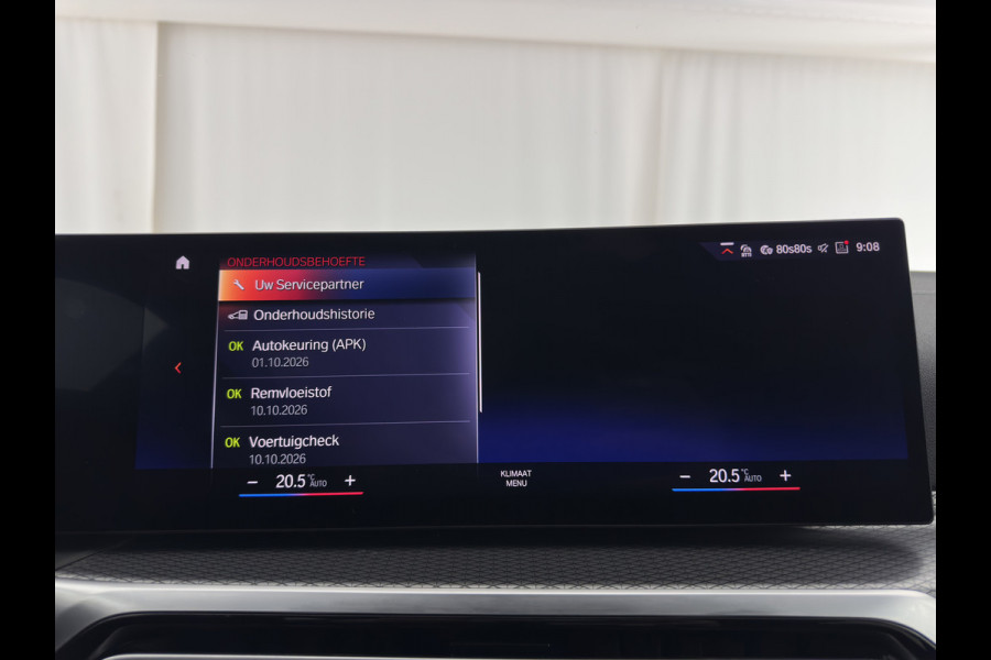BMW i4 eDrive40 84 kWh M-Sportpack [ 3-Fase ] { SOH-95%} (INCL-BTW) *LEATHER-ALCANTARA | FULL-LED | ADAPTIVE-CRUISE | WIDE-SCREEN-DIGI-COCKPIT | DAB+ | CAMERA | AMBIENT-LIGHT | CARPLAY | SPORT-SEATS | PRIVACY-GLASS | TOWBAR | 18''ALU*