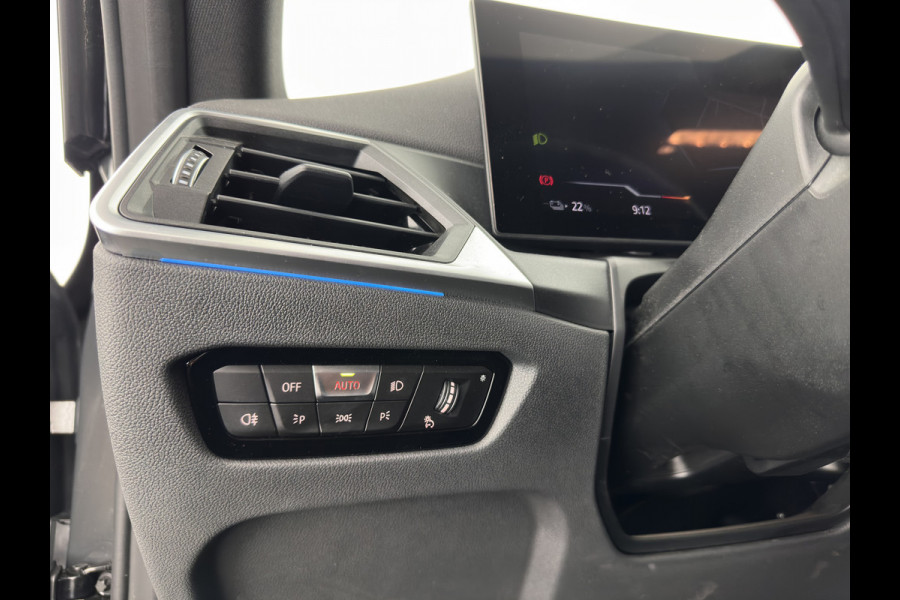 BMW i4 eDrive40 84 kWh M-Sportpack [ 3-Fase ] { SOH-95%} (INCL-BTW) *LEATHER-ALCANTARA | FULL-LED | ADAPTIVE-CRUISE | WIDE-SCREEN-DIGI-COCKPIT | DAB+ | CAMERA | AMBIENT-LIGHT | CARPLAY | SPORT-SEATS | PRIVACY-GLASS | TOWBAR | 18''ALU*