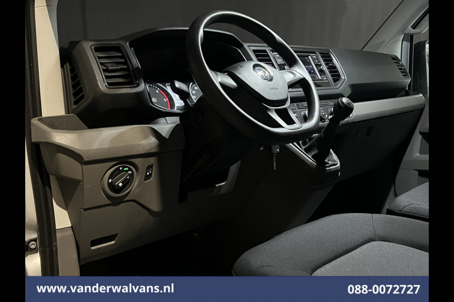 Volkswagen Crafter 2.0 TDI 141pk L3H2 L2H1 Euro6 Airco | Camera | Apple Carplay | Android Auto Bijrijdersbank, 3000kg trekvermogen