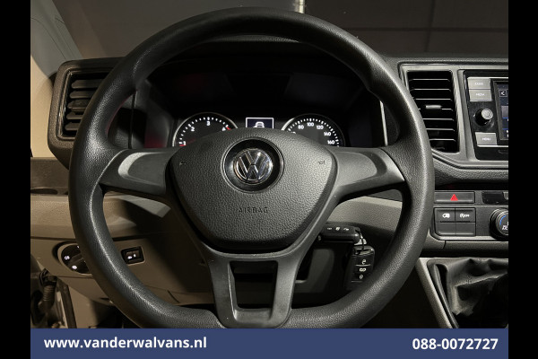 Volkswagen Crafter 2.0 TDI 141pk L3H2 L2H1 Euro6 Airco | Camera | Apple Carplay | Android Auto Bijrijdersbank, 3000kg trekvermogen