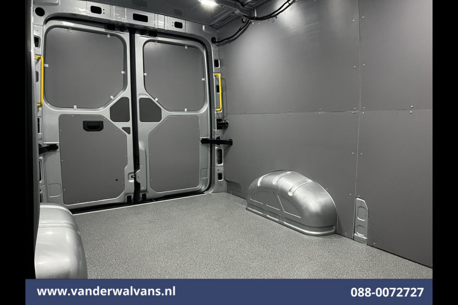 Volkswagen Crafter 2.0 TDI 141pk L3H2 L2H1 Euro6 Airco | Camera | Apple Carplay | Android Auto Bijrijdersbank, 3000kg trekvermogen