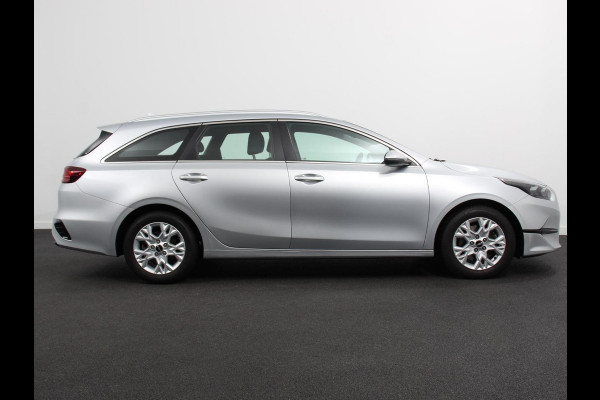 Kia Ceed Sportswagon 1.0 T-GDi 120pk DynamicLine | Navigatie | Apple Carplay / Android Auto | Camera | Parkeersensoren achter | Adaptive Cruise Control | Led | Climate Control