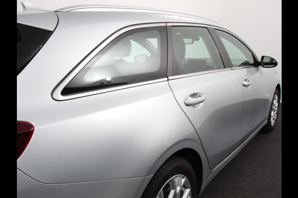 Kia Ceed Sportswagon 1.0 T-GDi 120pk DynamicLine | Navigatie | Apple Carplay / Android Auto | Camera | Parkeersensoren achter | Adaptive Cruise Control | Led | Climate Control