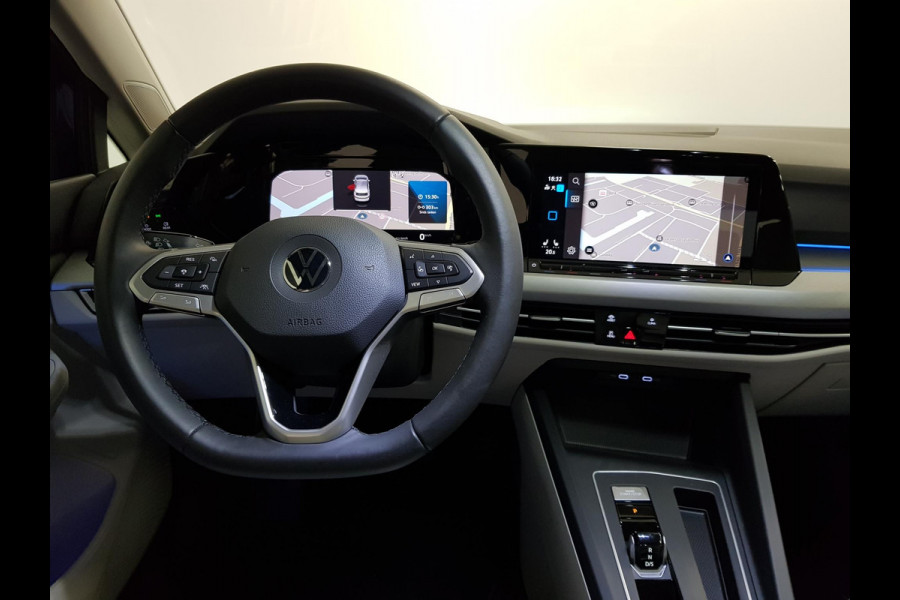Volkswagen Golf 1.5 eTSI 150pk DSG Life | Navigatie | Climate Control | Camera | Parkeer sensoren | DAB | Led | Lichtmetalen velgen