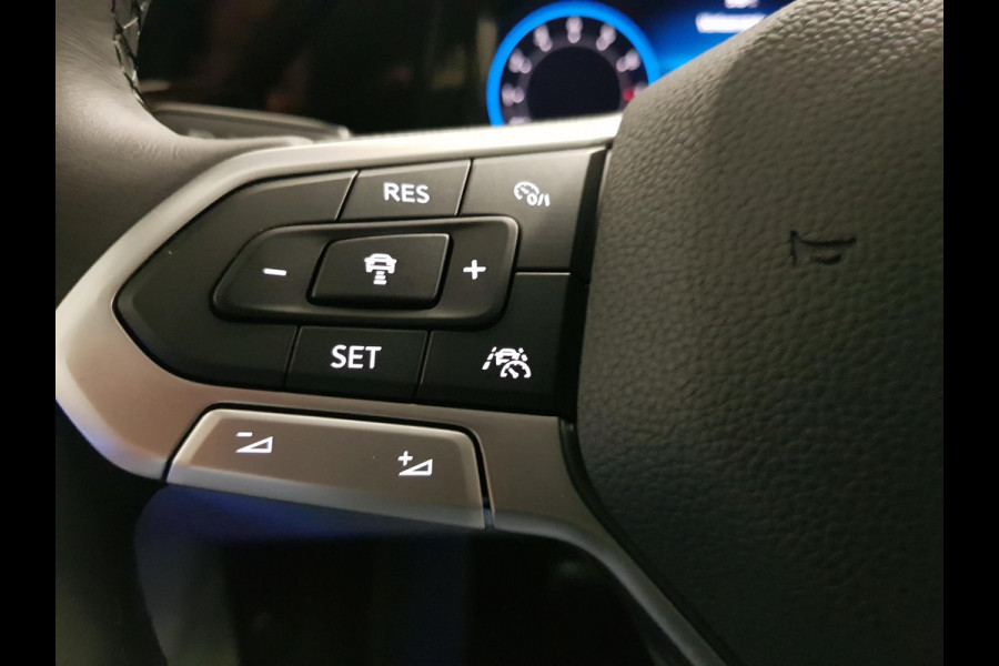 Volkswagen Golf 1.5 eTSI 150pk DSG Life | Navigatie | Climate Control | Camera | Parkeer sensoren | DAB | Led | Lichtmetalen velgen