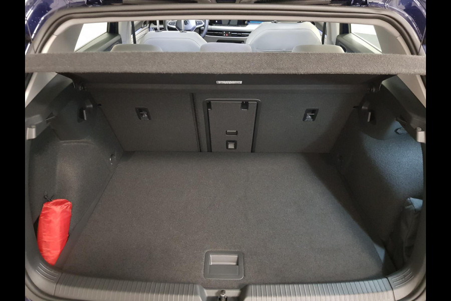 Volkswagen Golf 1.5 eTSI 150pk DSG Life | Navigatie | Climate Control | Camera | Parkeer sensoren | DAB | Led | Lichtmetalen velgen