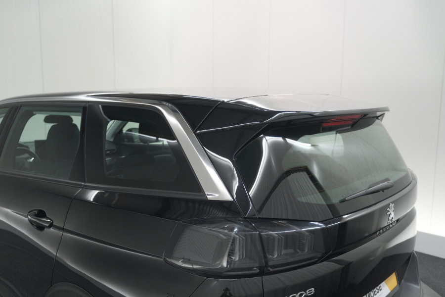 Peugeot 5008 PureTech 130 EAT8 Active | 7 Zitplaatsen | Camera | Navigatie | Apple Carplay | Parkeersensoren