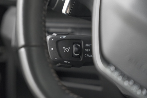 Peugeot 5008 PureTech 130 EAT8 Active | 7 Zitplaatsen | Camera | Navigatie | Apple Carplay | Parkeersensoren