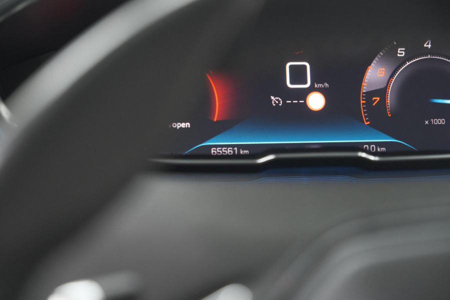 Peugeot 5008 PureTech 130 EAT8 Active | 7 Zitplaatsen | Camera | Navigatie | Apple Carplay | Parkeersensoren