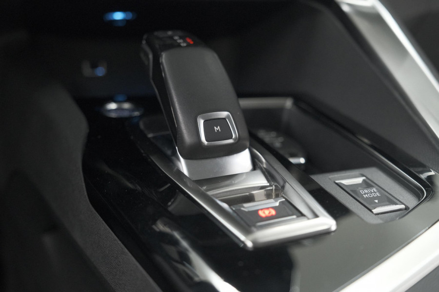 Peugeot 5008 PureTech 130 EAT8 Active | 7 Zitplaatsen | Camera | Navigatie | Apple Carplay | Parkeersensoren