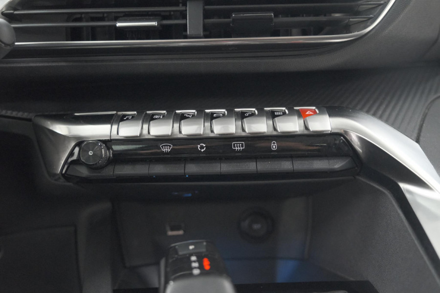 Peugeot 5008 PureTech 130 EAT8 Active | 7 Zitplaatsen | Camera | Navigatie | Apple Carplay | Parkeersensoren