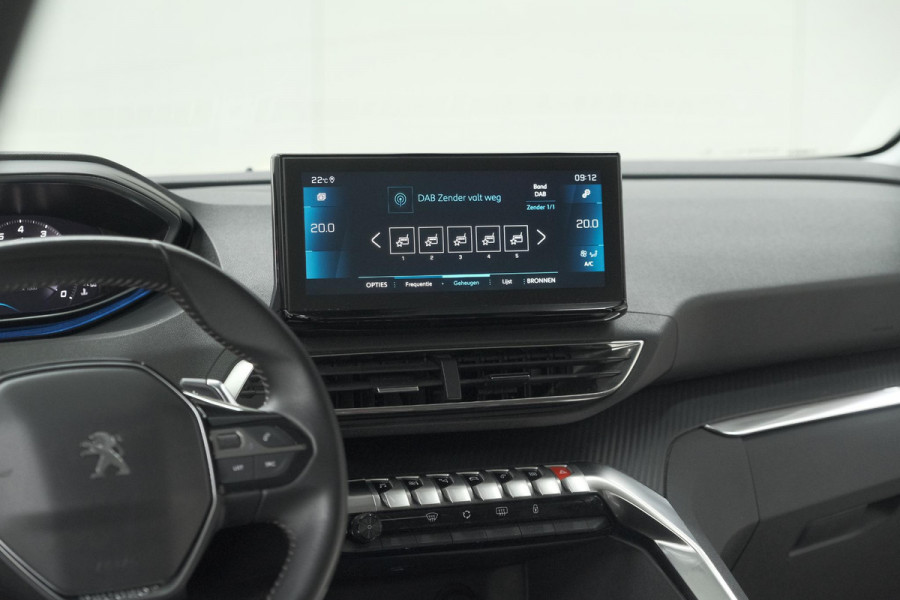 Peugeot 5008 PureTech 130 EAT8 Active | 7 Zitplaatsen | Camera | Navigatie | Apple Carplay | Parkeersensoren