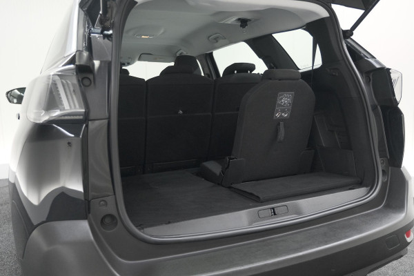 Peugeot 5008 PureTech 130 EAT8 Active | 7 Zitplaatsen | Camera | Navigatie | Apple Carplay | Parkeersensoren