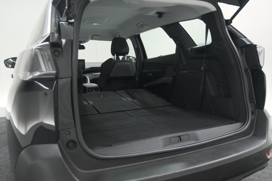 Peugeot 5008 PureTech 130 EAT8 Active | 7 Zitplaatsen | Camera | Navigatie | Apple Carplay | Parkeersensoren