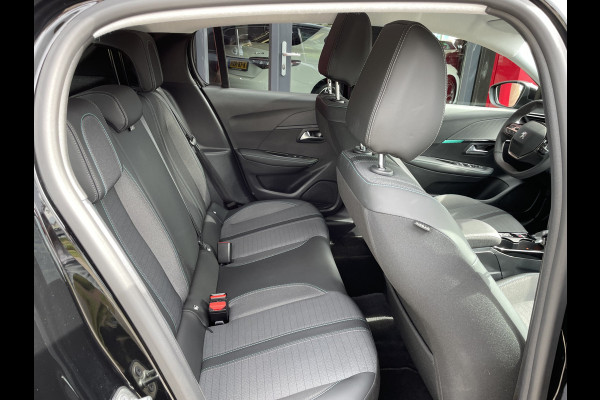 Peugeot 208 1.2 PureTech Allure Pack | Camera | Parkeersensoren | Licht/Regen sensor