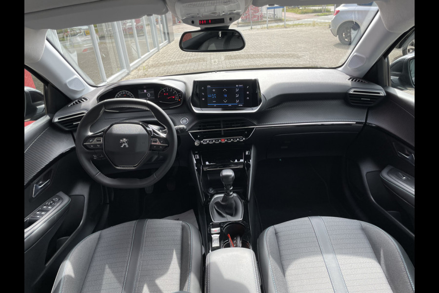 Peugeot 208 1.2 PureTech Allure Pack | Camera | Parkeersensoren | Licht/Regen sensor