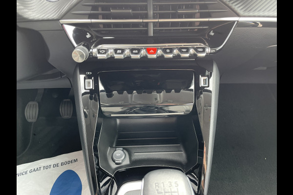 Peugeot 208 1.2 PureTech Allure Pack | Camera | Parkeersensoren | Licht/Regen sensor