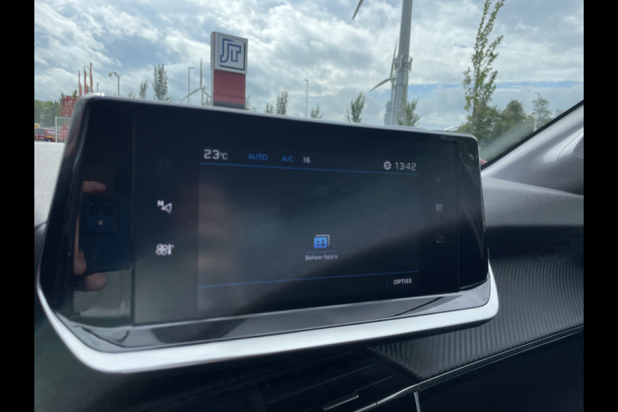 Peugeot 208 1.2 PureTech Allure Pack | Camera | Parkeersensoren | Licht/Regen sensor