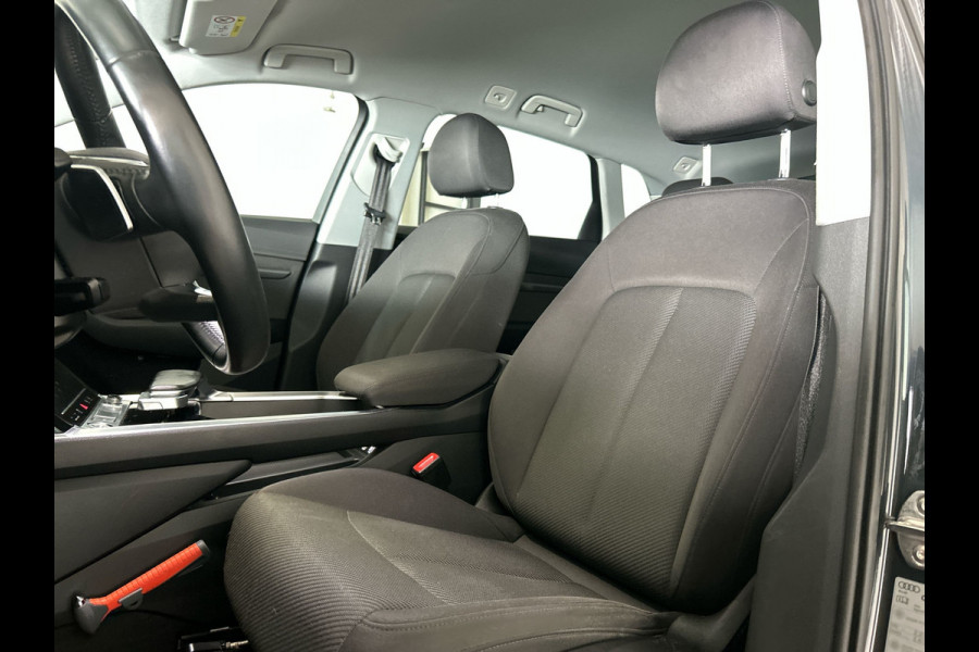 Audi e-tron 50 quattro Launch edition 71 kWh | Luchtvering | Parkeersensoren voor en achter | Aluminium dakreling | SoH (batterijcheck) 90,5 % score!