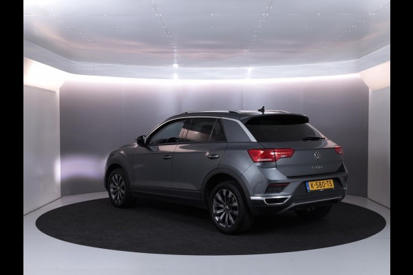 Volkswagen T-Roc 1.0 TSI Style 115 pk | Navigatie | Parkeersensoren | Autom. airco | Adaptieve cruise control | Apple Carplay/Android Auto | Volkswagen T-Roc 1.0 TSI Style 115 pk | Navigatie | Parkeersensoren | Autom. airco | Adaptieve cruise control | Apple Carplay/Android Auto |