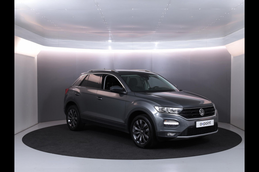 Volkswagen T-Roc 1.0 TSI Style 115 pk | Navigatie | Parkeersensoren | Autom. airco | Adaptieve cruise control | Apple Carplay/Android Auto | Volkswagen T-Roc 1.0 TSI Style 115 pk | Navigatie | Parkeersensoren | Autom. airco | Adaptieve cruise control | Apple Carplay/Android Auto |