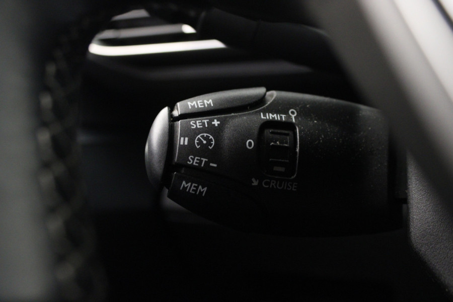 Peugeot 3008 1.2 PureTech Active