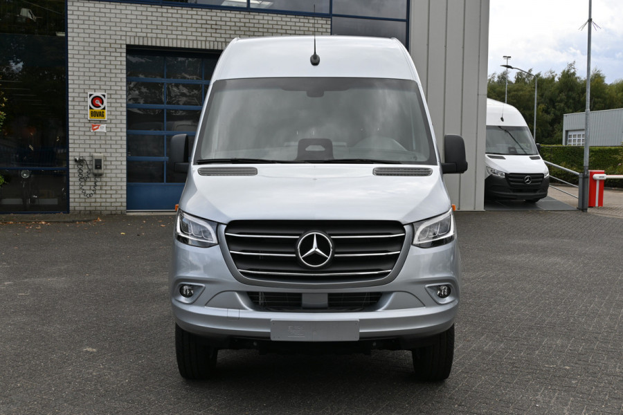 Mercedes-Benz Sprinter 319 CDI 4x4 L3H2 Select 2800 kg trekhaak, Geveerde stoel, LED