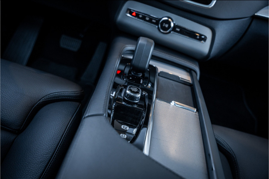 Volvo XC90 2.0 T8 Recharge AWD Ultra Dark - Panorama | H&K | Memory | 360 Camera | HUD | Keyless