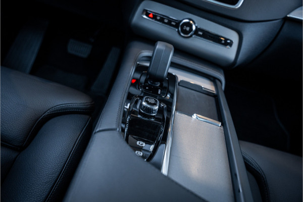 Volvo XC90 2.0 T8 Recharge AWD Ultra Dark - Panorama | H&K | Memory | 360 Camera | HUD | Keyless