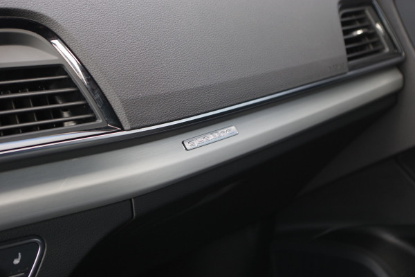 Audi Q5 55 TFSI e Quattro Competition 367 PK PHEV, Panoramadak, Luchtvering, RS-Leder, B&O Sound, Luchtvering, Adap. Cruise Control, 360
