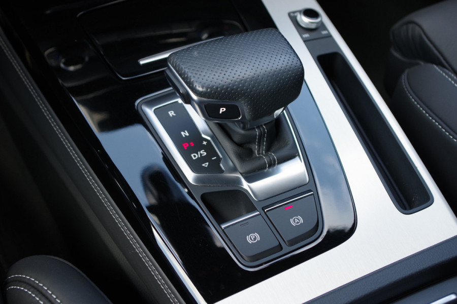 Audi Q5 55 TFSI e Quattro Competition 367 PK PHEV, Panoramadak, Luchtvering, RS-Leder, B&O Sound, Luchtvering, Adap. Cruise Control, 360